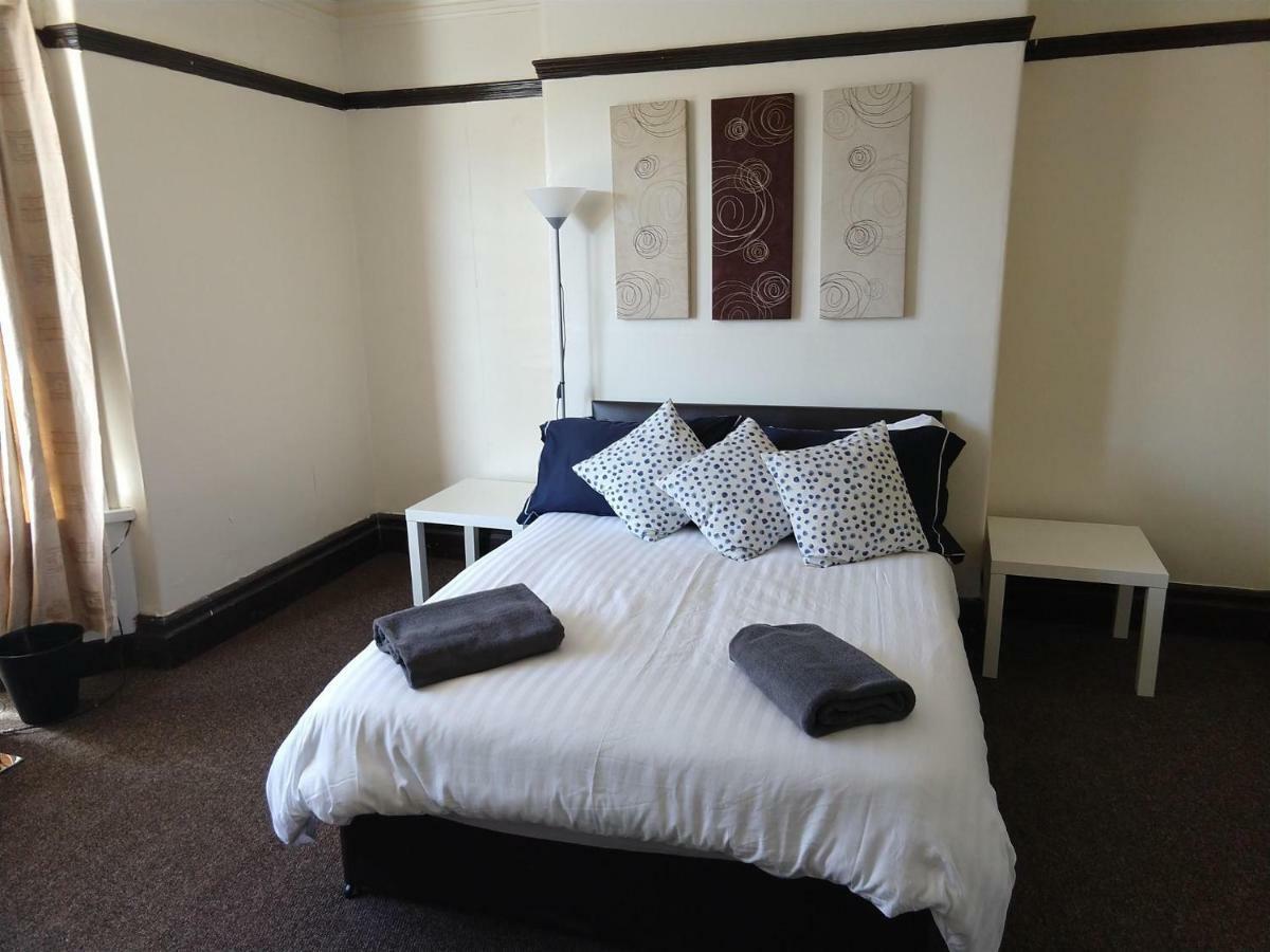 John St Town House - Self Catering - Guesthouse Style - Great Value Family And Double Rooms Workington Luaran gambar