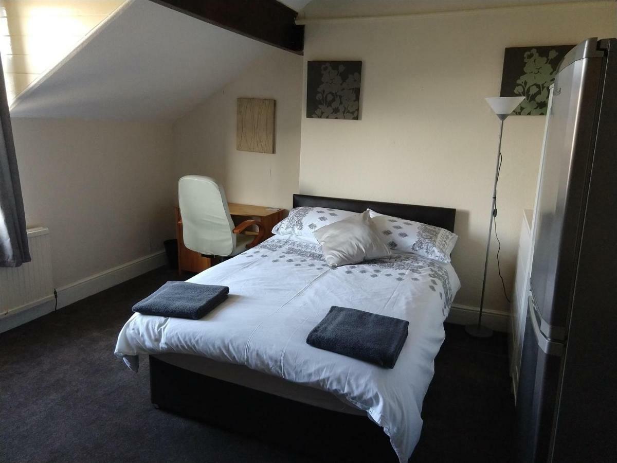 John St Town House - Self Catering - Guesthouse Style - Great Value Family And Double Rooms Workington Luaran gambar